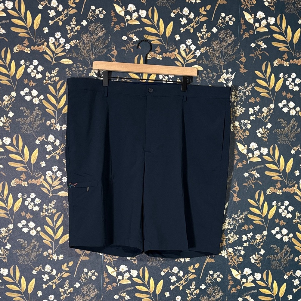 Greg Norman Collection Navy Flat Front Shorts Size 42